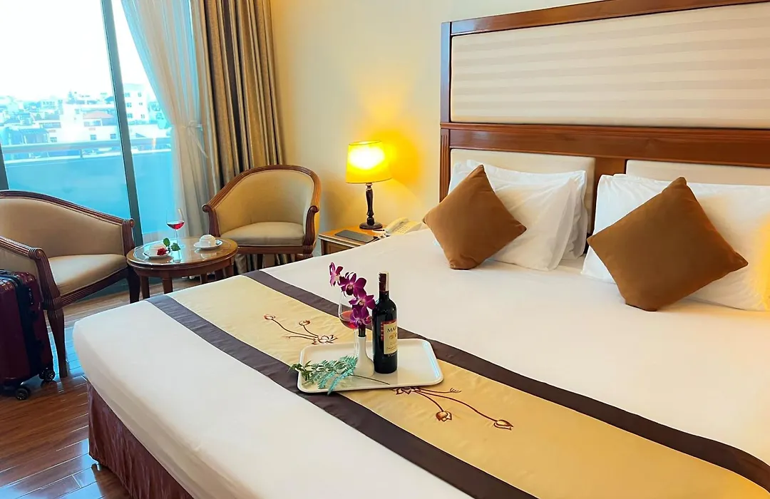 Ramana Saigon Hotel-1
